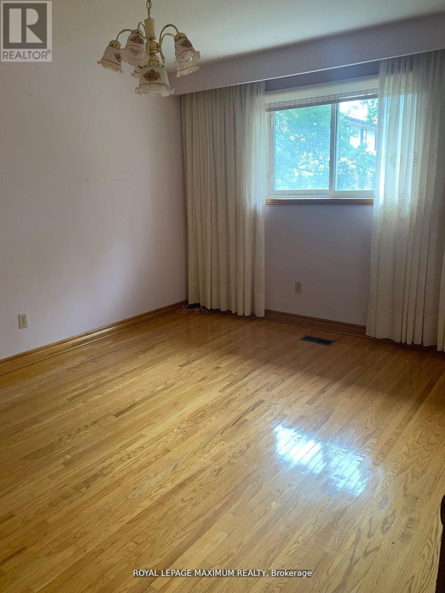 155 Rainbow Drive, Vaughan, Ontario  L4L 2K8 - Photo 14 - N12495000