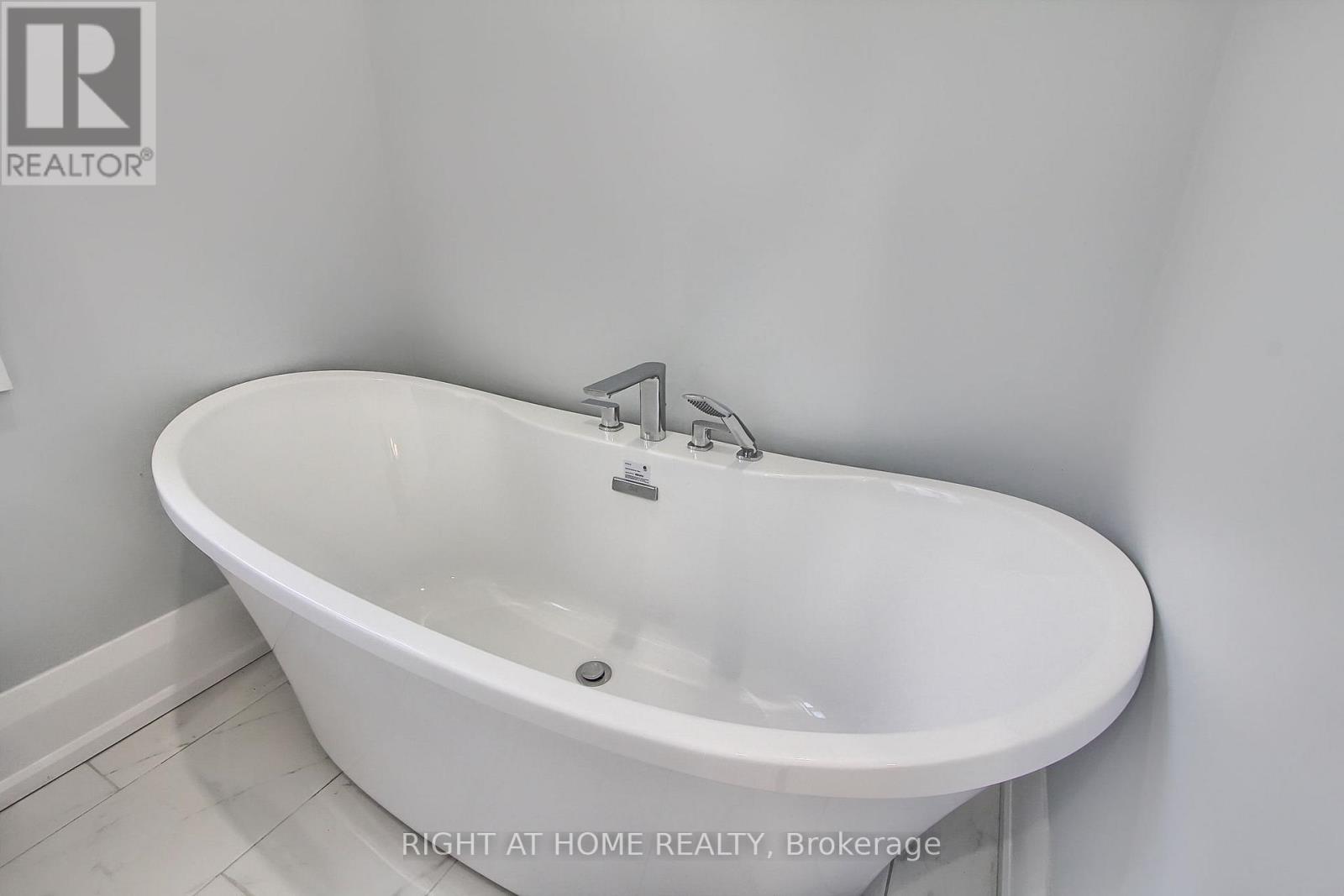 2705 14th Line, Innisfil, Ontario  L0L 1R0 - Photo 24 - N12495028