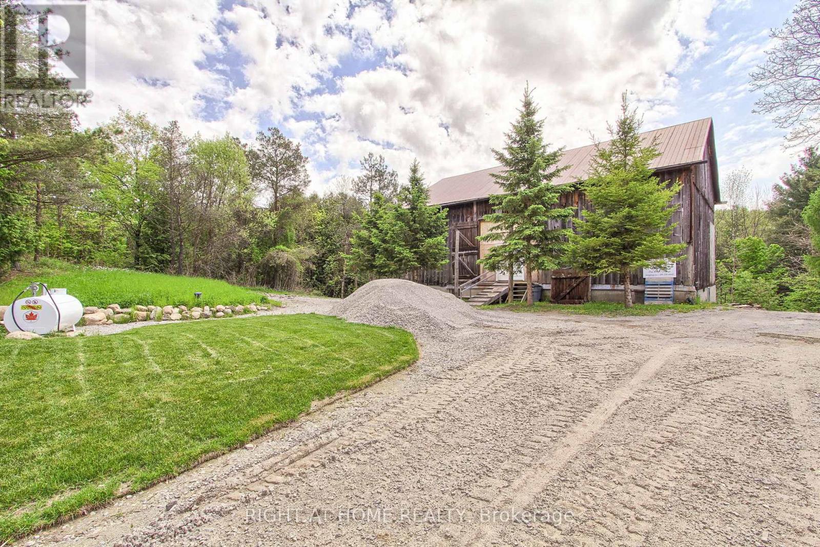 2705 14th Line, Innisfil, Ontario  L0L 1R0 - Photo 45 - N12495028