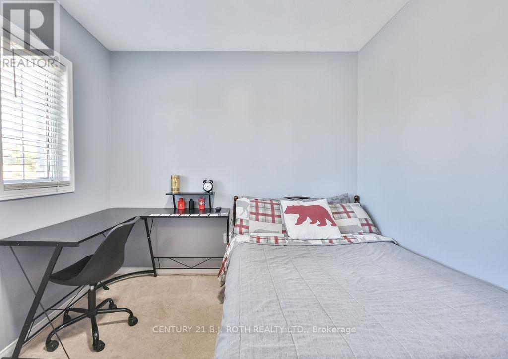 1970 Webster Boulevard, Innisfil, Ontario  L9S 2A5 - Photo 22 - N12495072