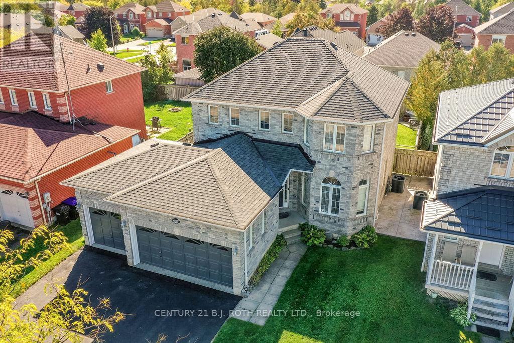 1970 Webster Boulevard, Innisfil, Ontario  L9S 2A5 - Photo 3 - N12495072