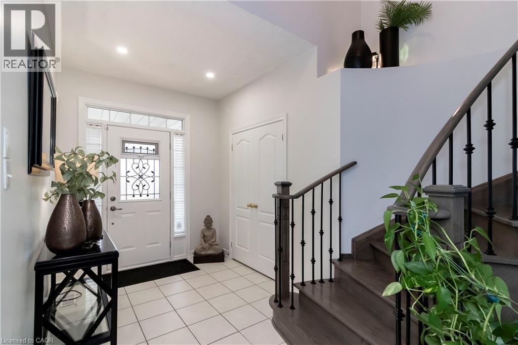 1317 Roper Drive, Milton, Ontario  L9T 6E5 - Photo 7 - 40784642