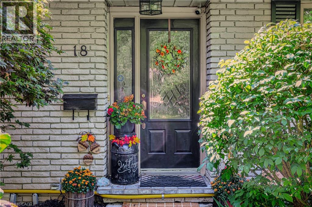 18 Lynndale Road, Simcoe, Ontario  N3Y 1Z8 - Photo 2 - 40784638