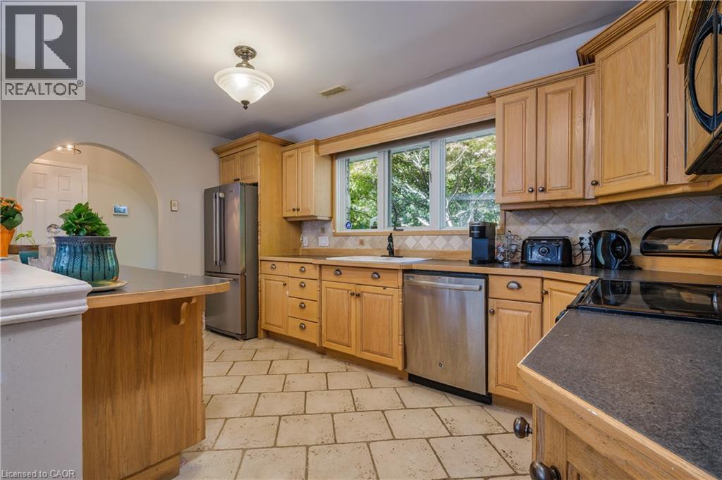 18 Lynndale Road, Simcoe, Ontario  N3Y 1Z8 - Photo 4 - 40784638