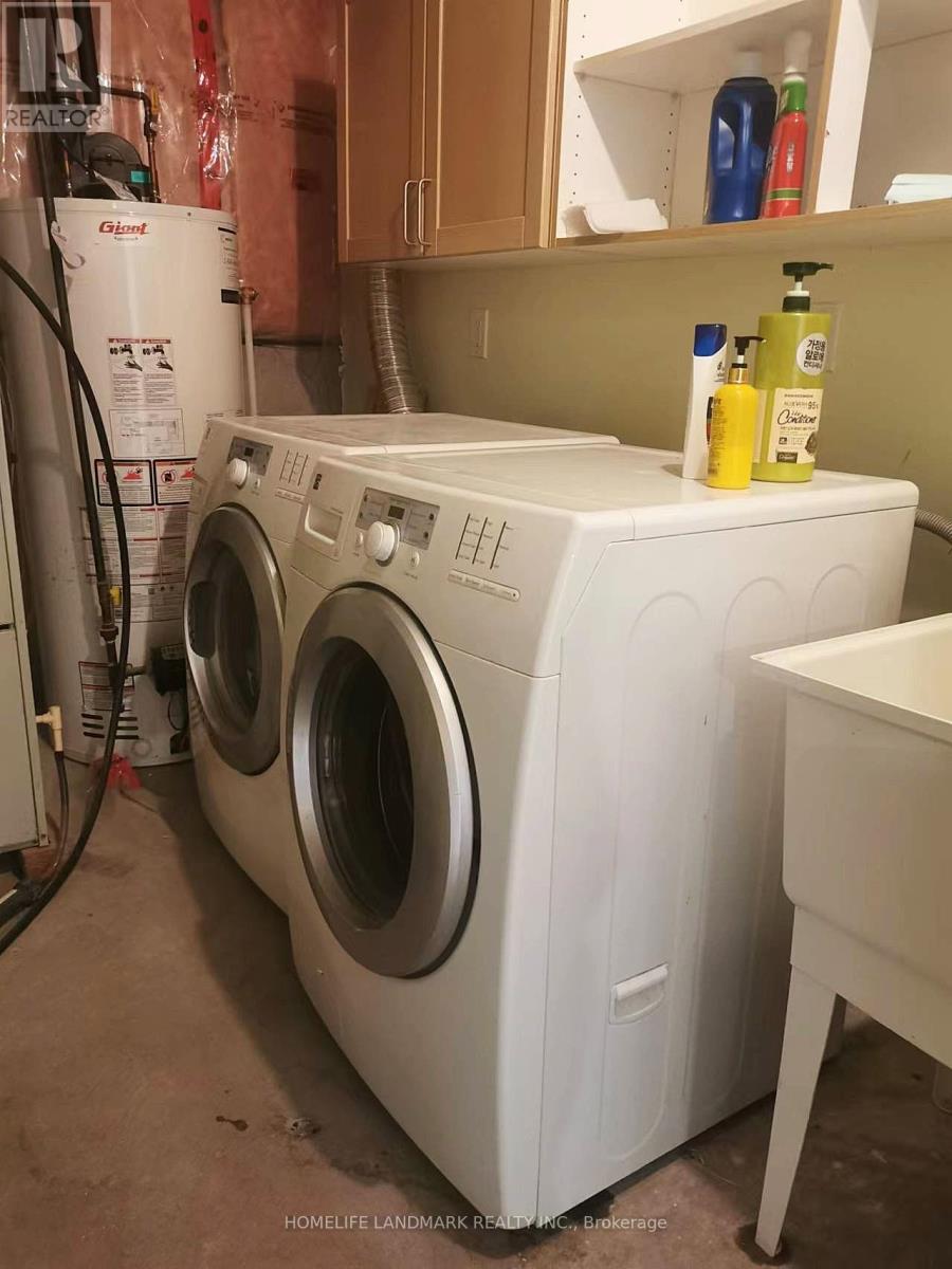 Basement - 10 Hunters Corners, Markham, Ontario  L6C 2M2 - Photo 7 - N12495138