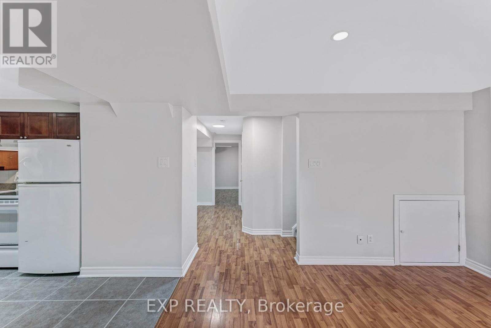 168 Wainscot Avenue, Newmarket, Ontario  L3X 2X4 - Photo 36 - N12495188