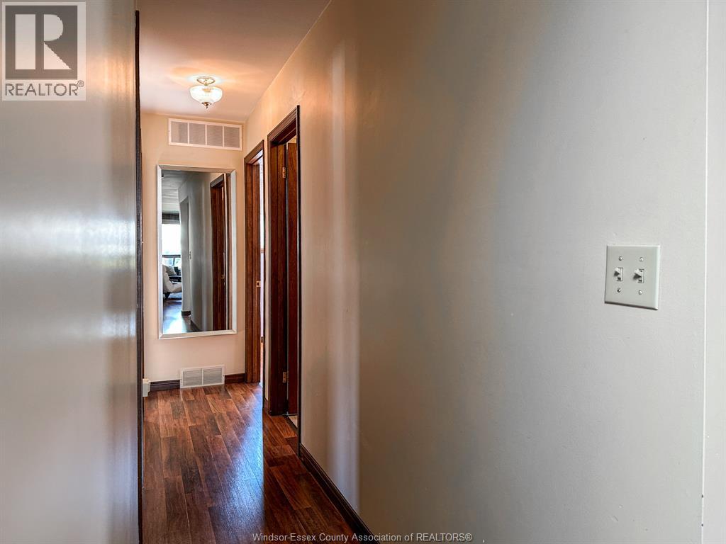 2587 Turner, Windsor, Ontario  N8W 3L2 - Photo 18 - 25027583