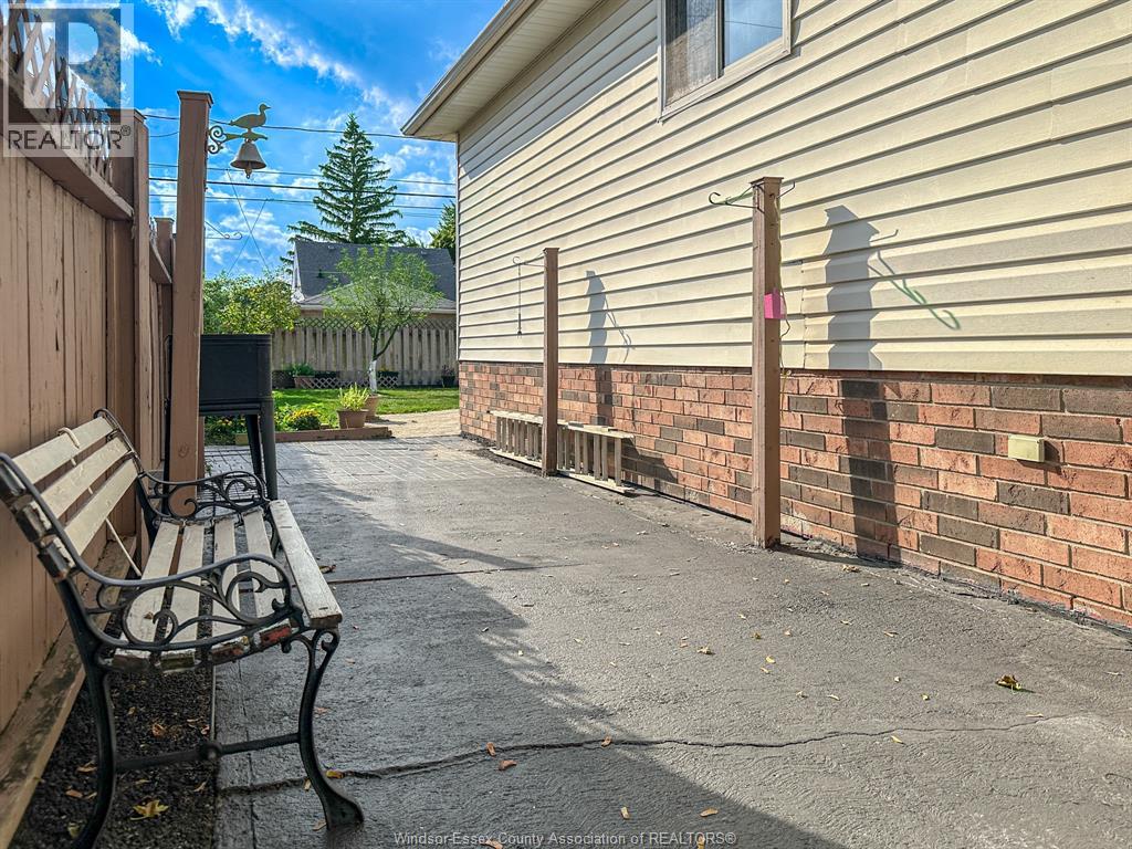 2587 Turner, Windsor, Ontario  N8W 3L2 - Photo 35 - 25027583