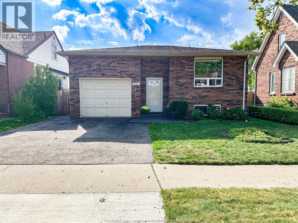 2587 Turner, Windsor, Ontario  N8W 3L2 - Photo 38 - 25027583