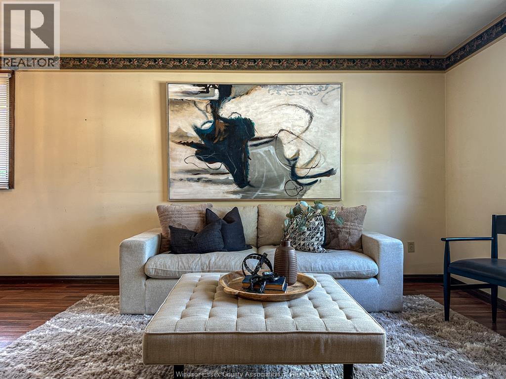 2587 Turner, Windsor, Ontario  N8W 3L2 - Photo 6 - 25027583