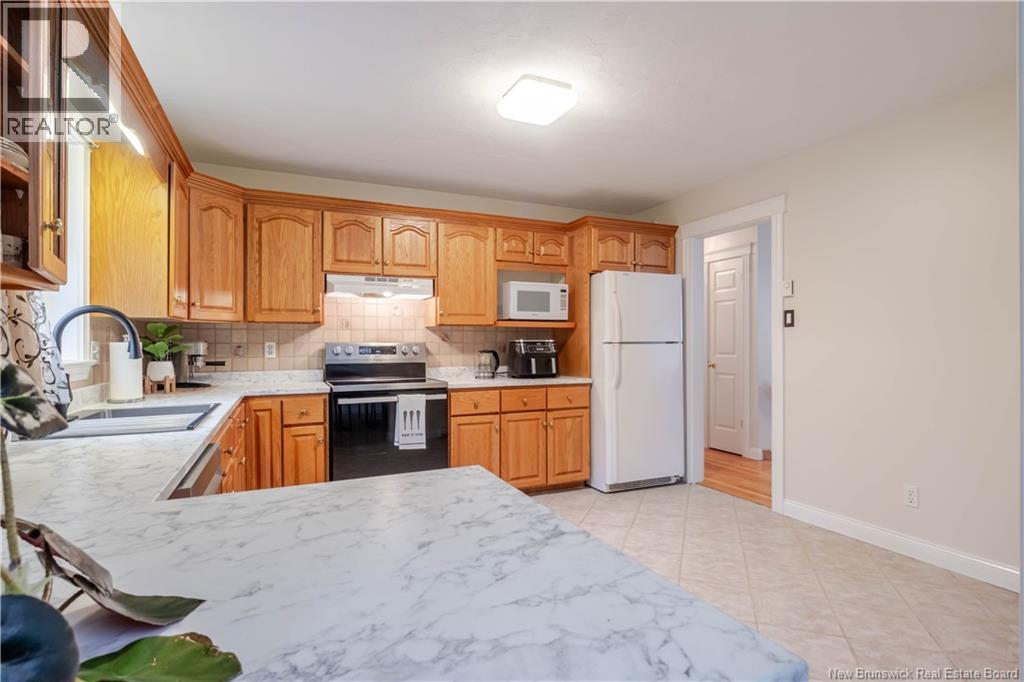 308 Douglas Avenue, Fredericton, New Brunswick  E3A 5T1 - Photo 12 - NB128602