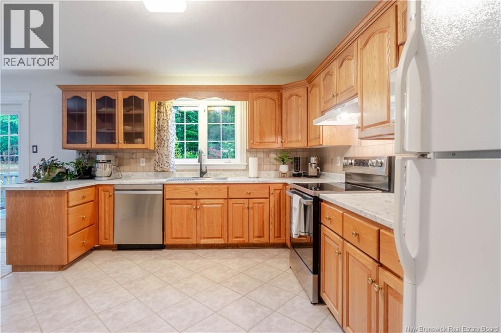 308 Douglas Avenue, Fredericton, New Brunswick  E3A 5T1 - Photo 11 - NB128602