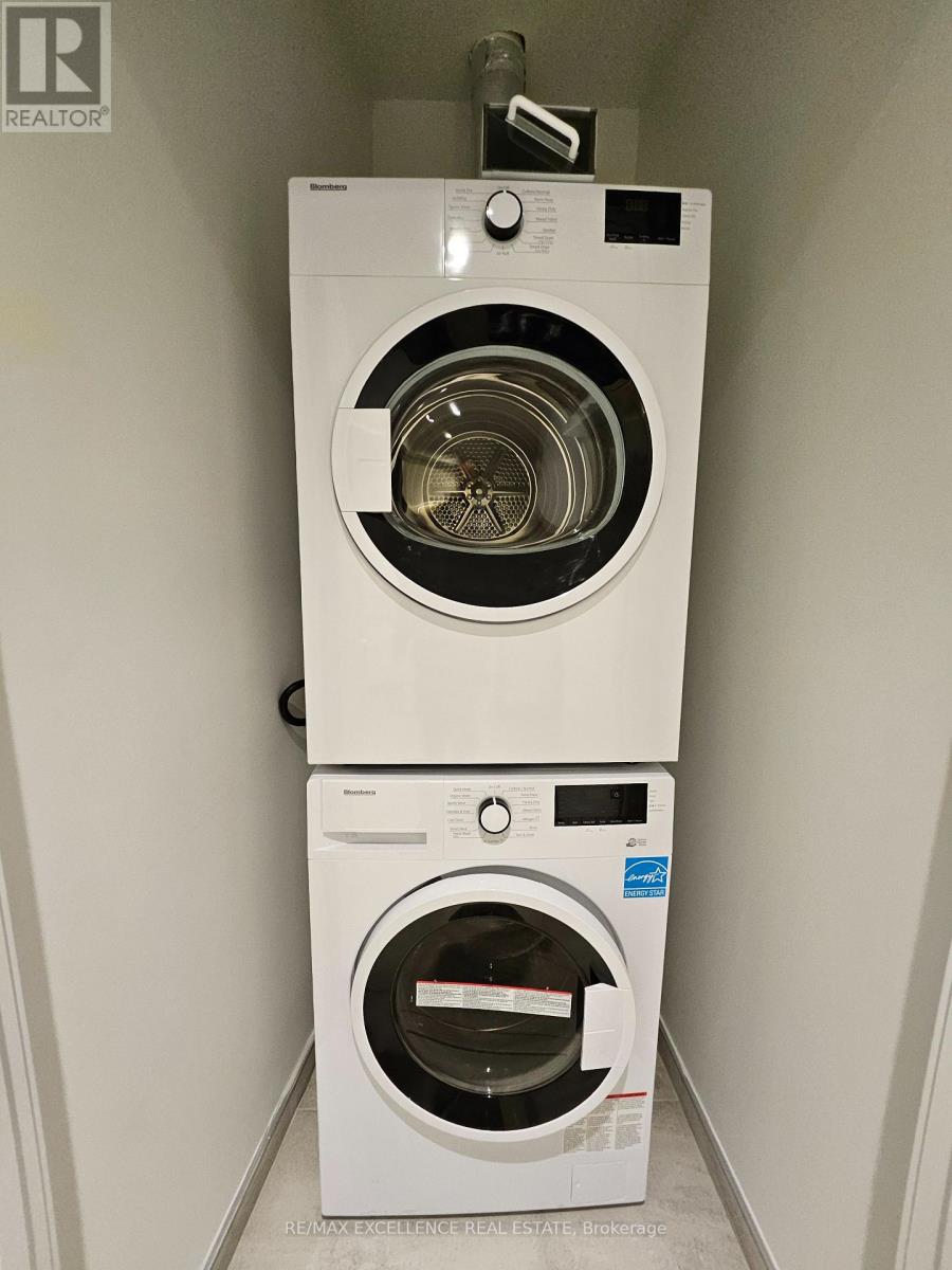 2605 - 39 Mary Street, Barrie, Ontario  L4N 1S9 - Photo 12 - S12494998