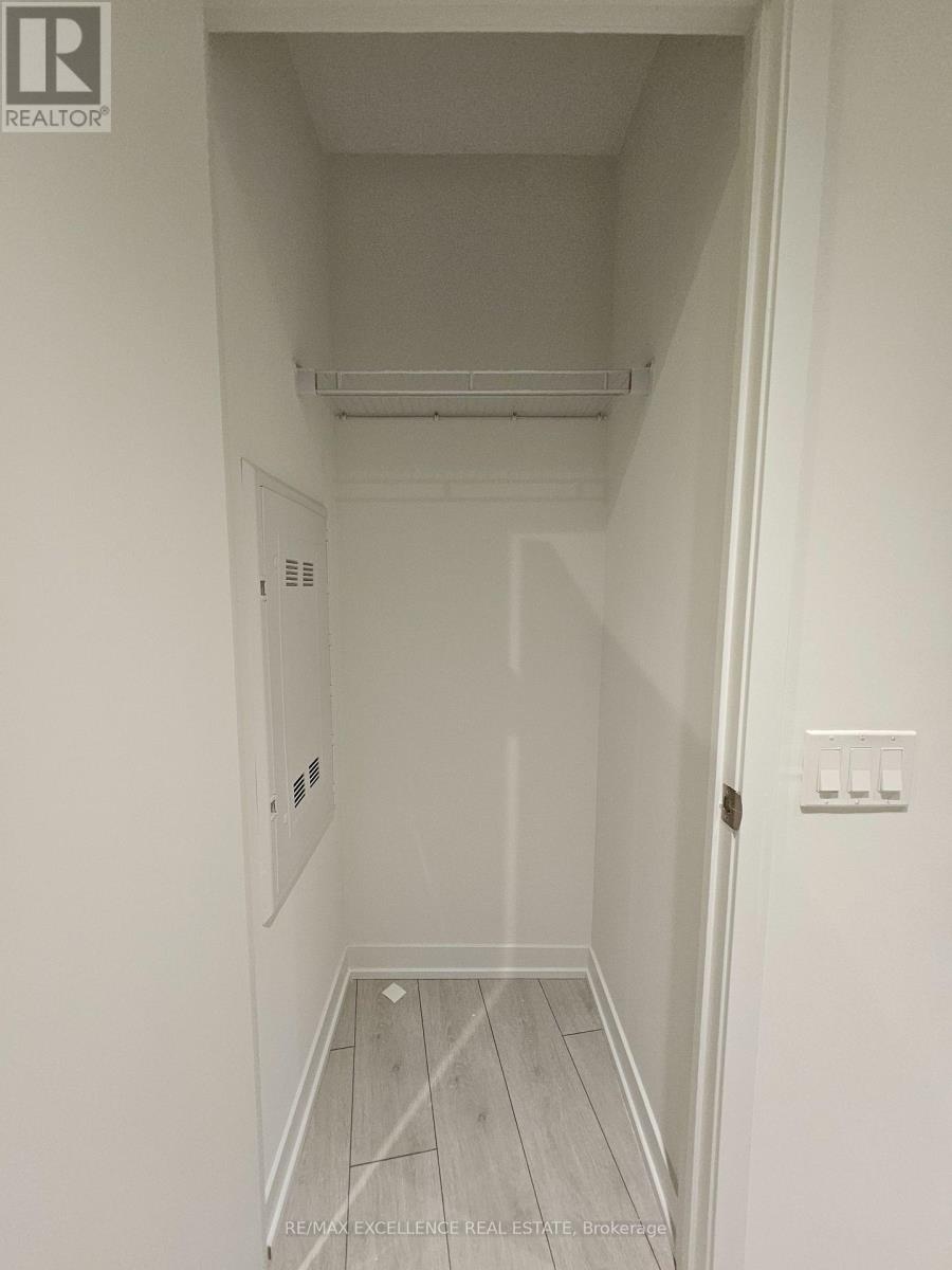 2605 - 39 Mary Street, Barrie, Ontario  L4N 1S9 - Photo 13 - S12494998