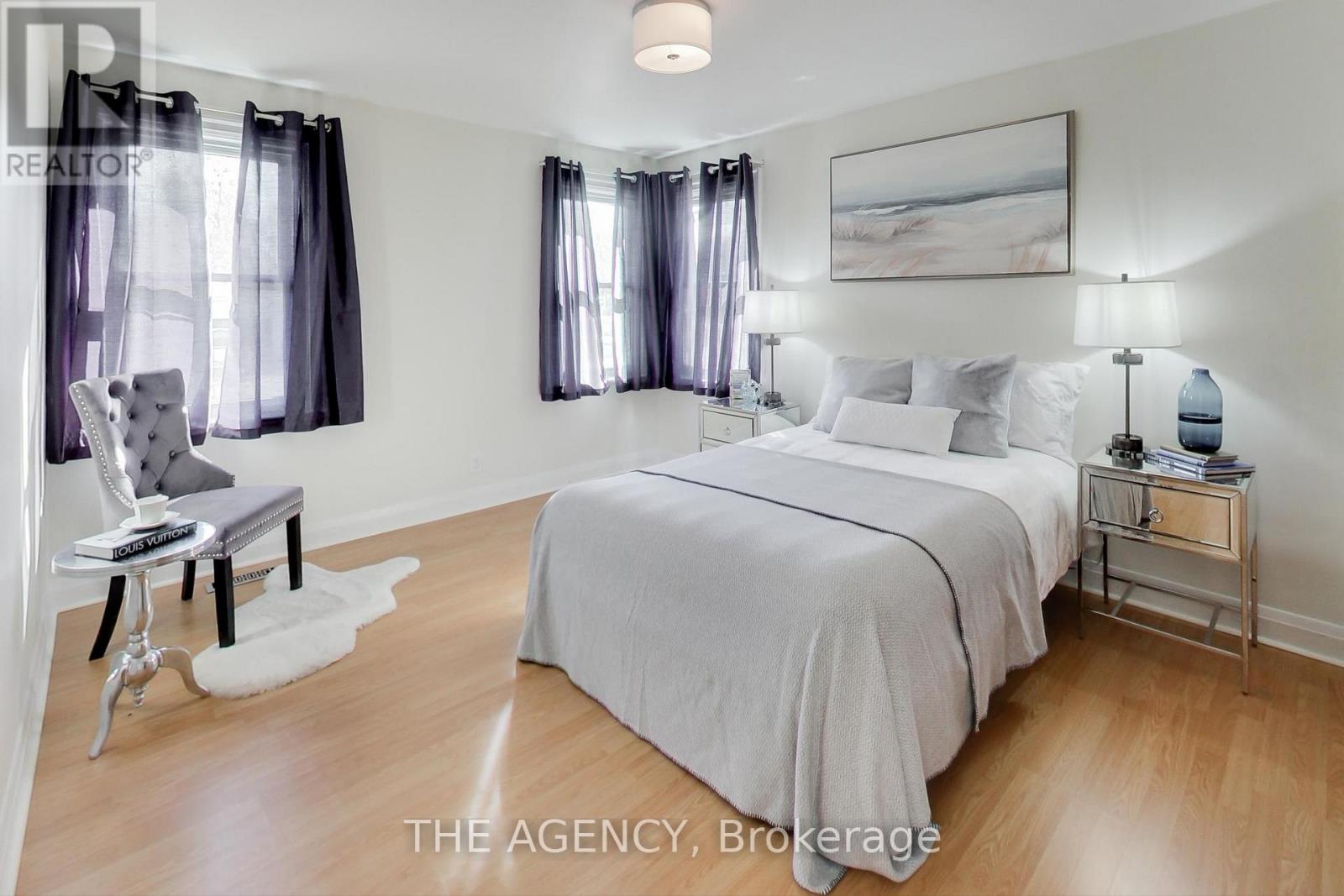 20 Rose Avenue, Orillia, Ontario  L3V 2N5 - Photo 9 - S12495152