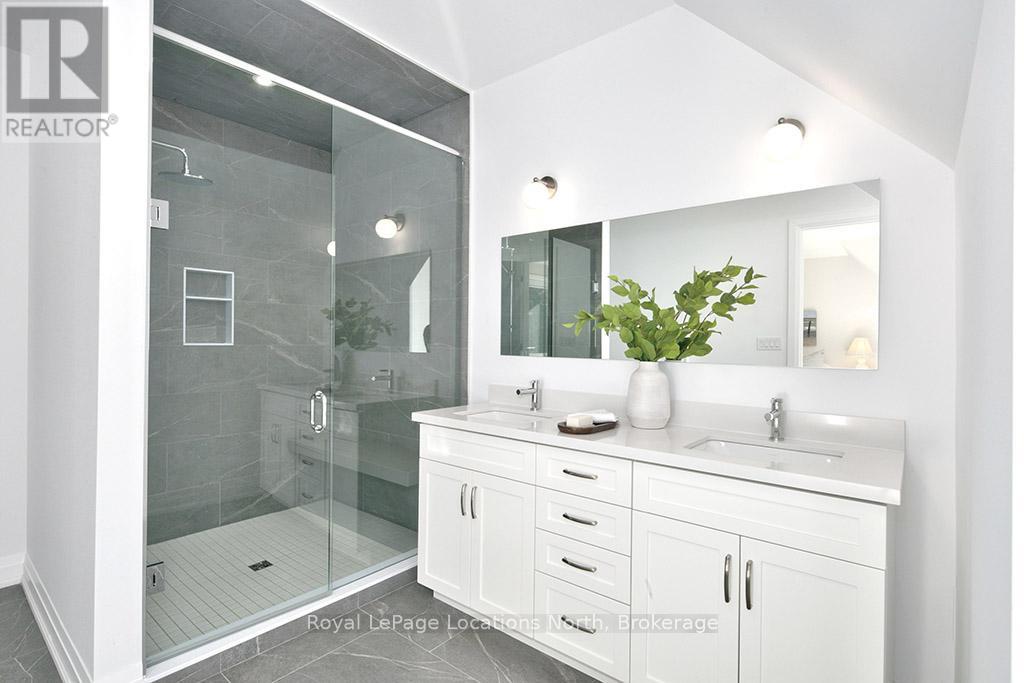 4 - 134 Landry Lane, Blue Mountains, Ontario N0H 2P0 - Photo 19 - X12495256