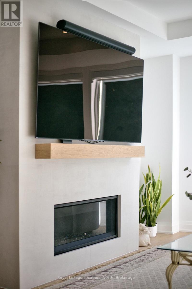 4 - 134 Landry Lane, Blue Mountains, Ontario N0H 2P0 - Photo 5 - X12495256