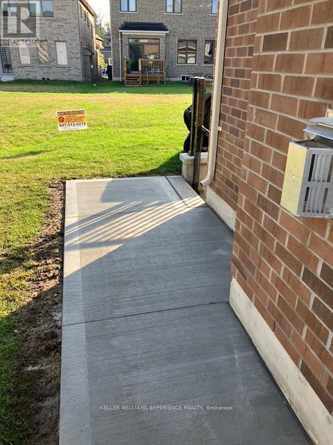 65 Baycroft Boulevard, Essa, Ontario  L3W 0M1 - Photo 2 - N12374561