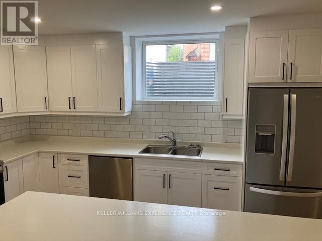 65 Baycroft Boulevard, Essa, Ontario  L3W 0M1 - Photo 9 - N12374561