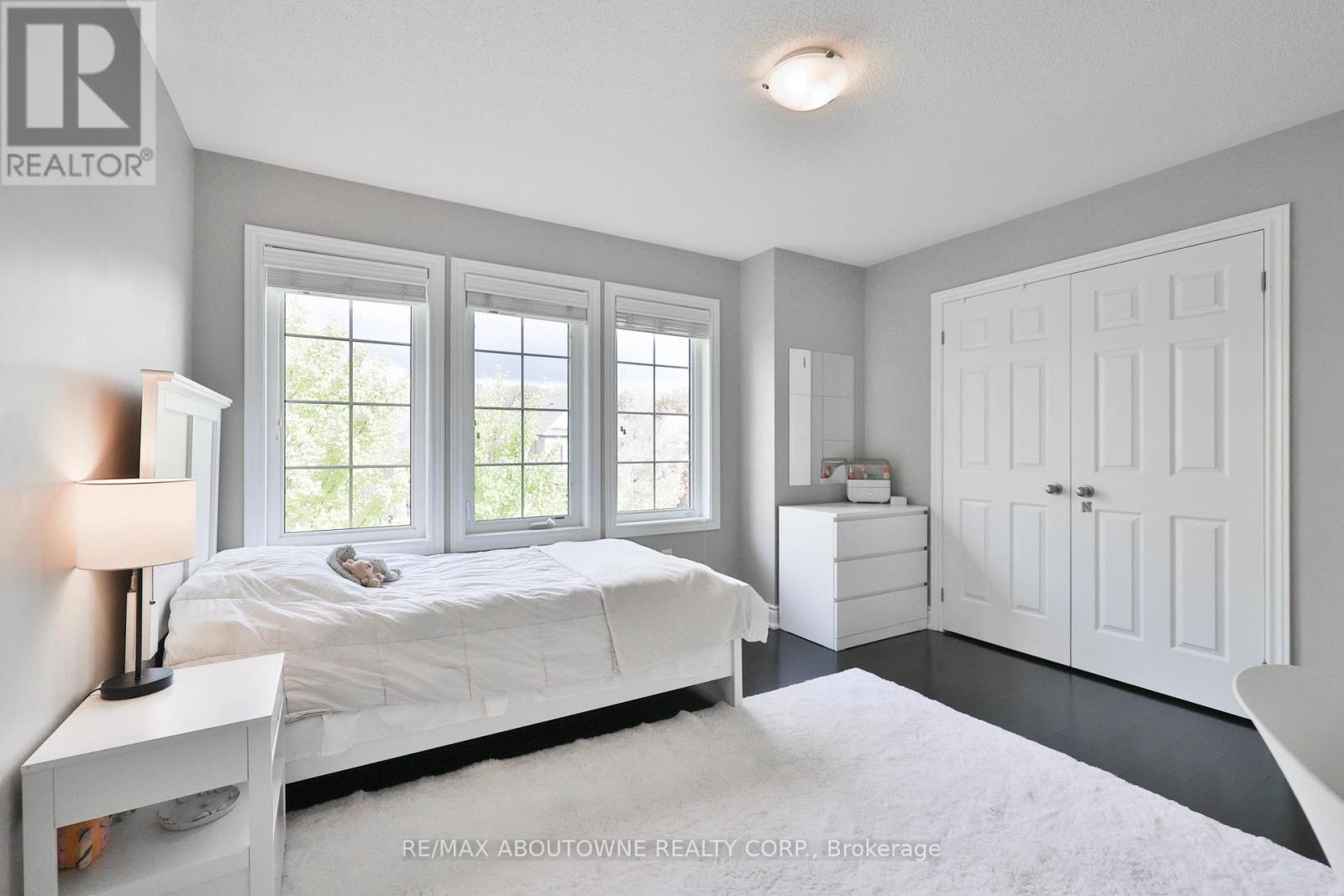 3262 Skipton Lane, Oakville, Ontario  L6M 0K2 - Photo 26 - W12494916