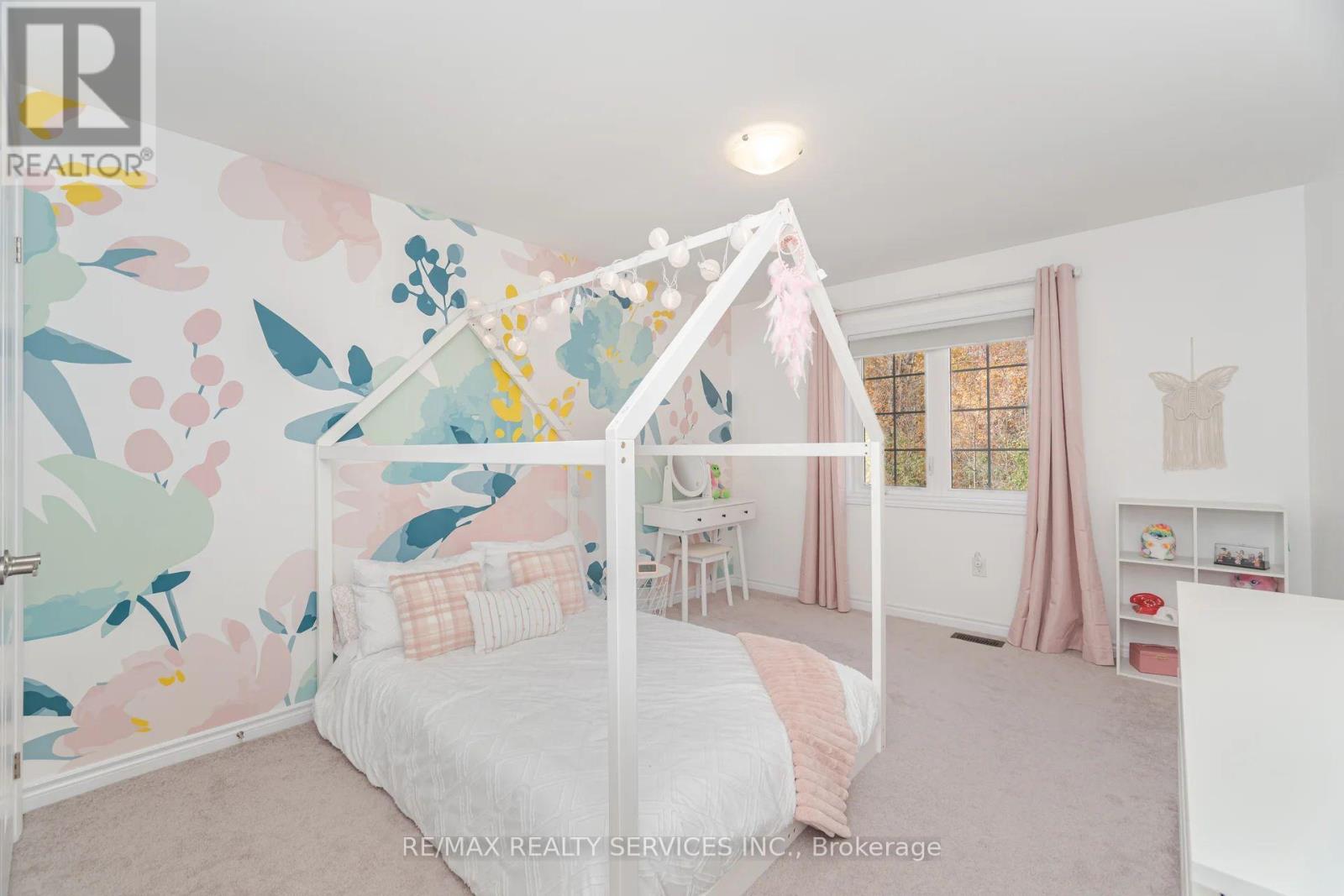 112 Newhouse Boulevard, Caledon, Ontario  L7C 4E1 - Photo 25 - W12494928