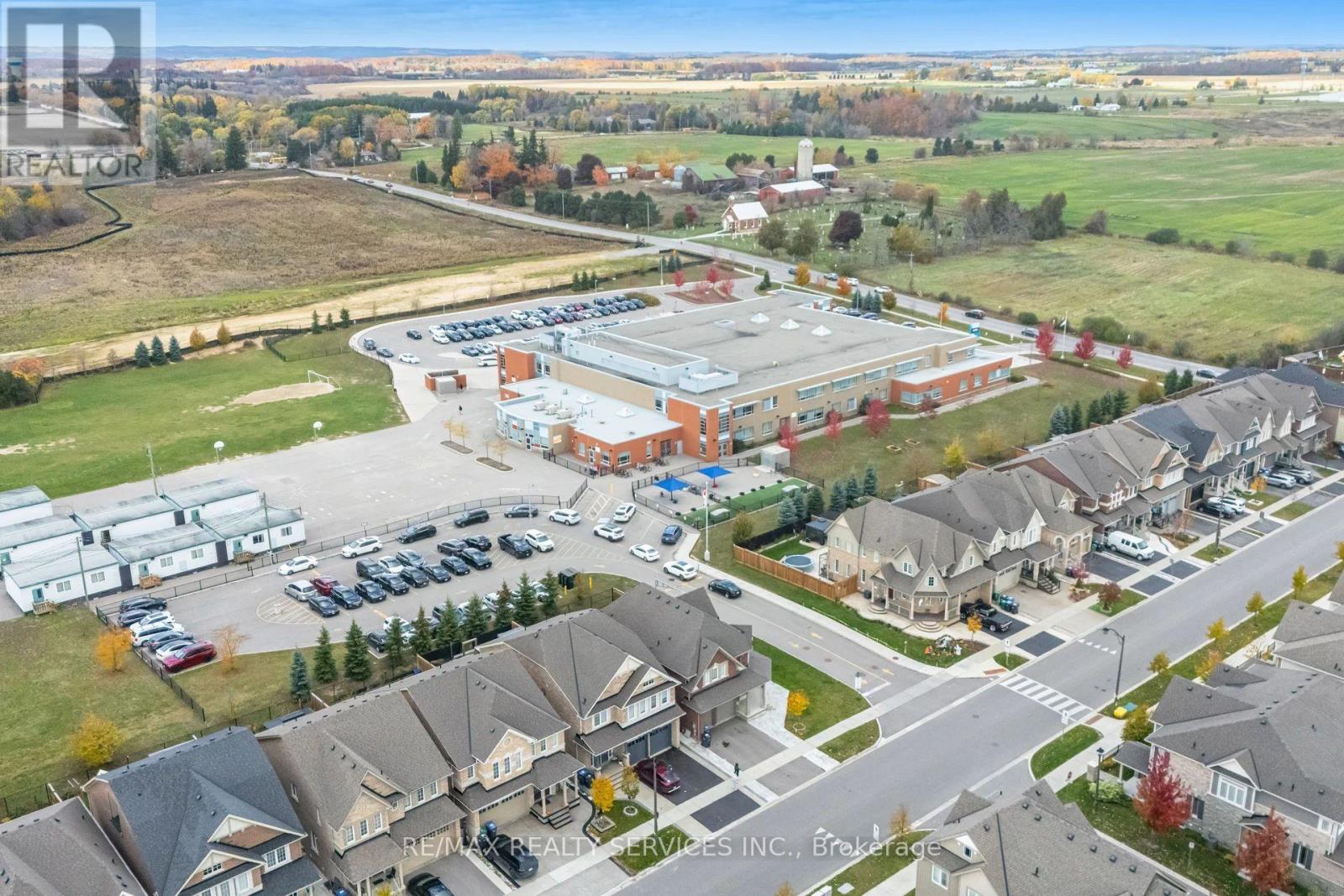 112 Newhouse Boulevard, Caledon, Ontario  L7C 4E1 - Photo 50 - W12494928