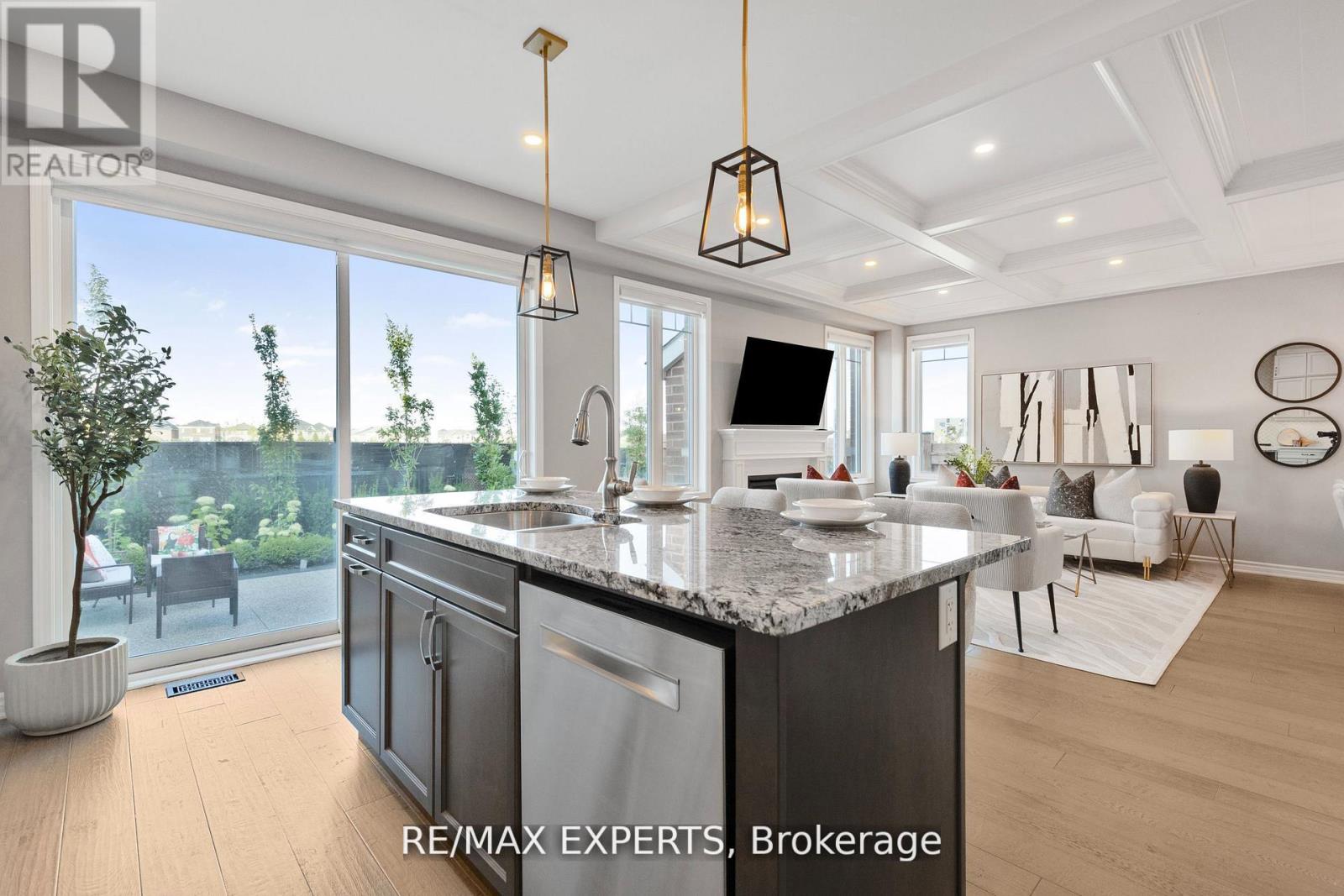 1295 Kovachik Boulevard, Milton (Walker), Ontario  L9E 1W7 - Photo 10 - W12494946