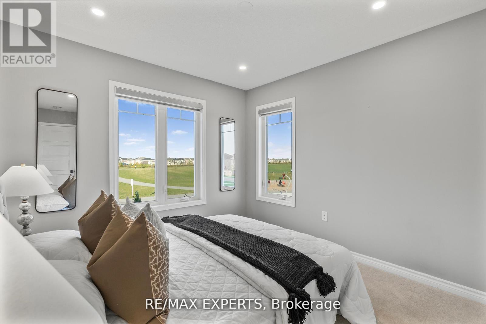 1295 Kovachik Boulevard, Milton (Walker), Ontario  L9E 1W7 - Photo 18 - W12494946