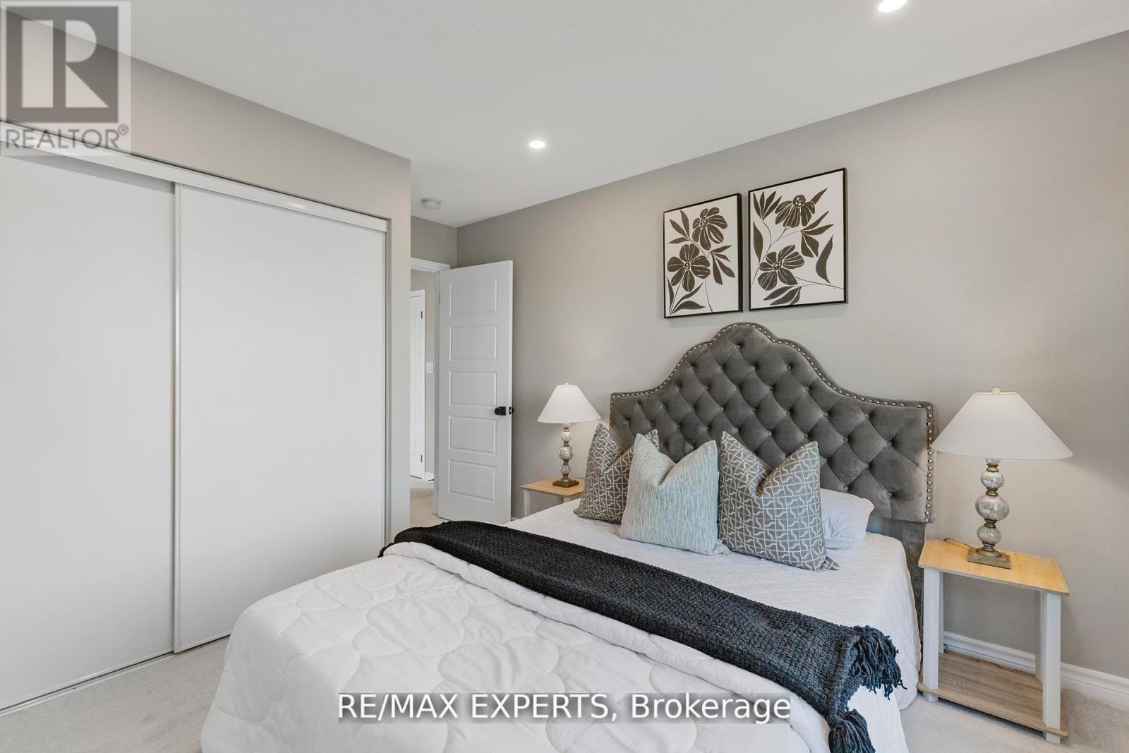 1295 Kovachik Boulevard, Milton (Walker), Ontario  L9E 1W7 - Photo 19 - W12494946