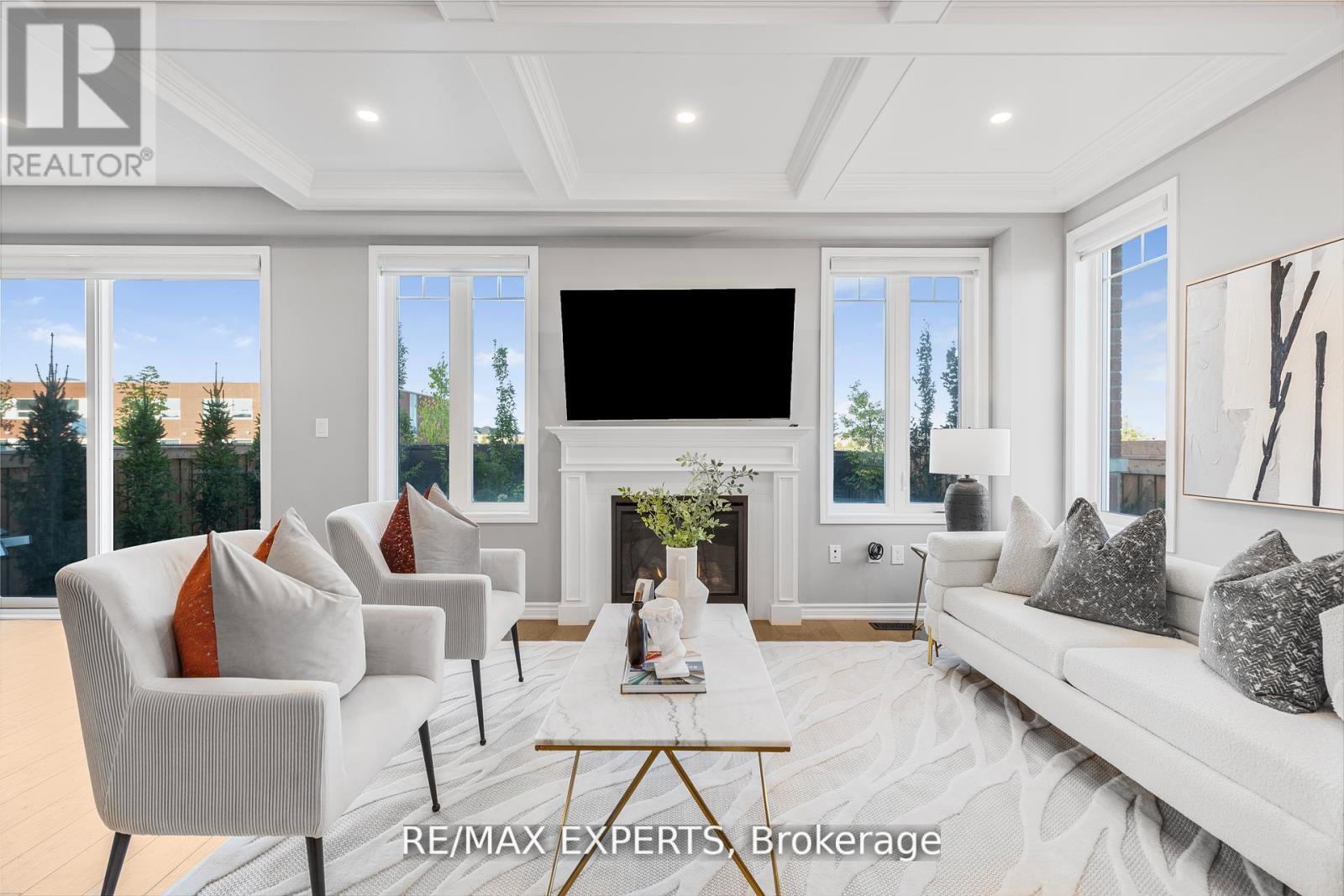 1295 Kovachik Boulevard, Milton (Walker), Ontario  L9E 1W7 - Photo 2 - W12494946