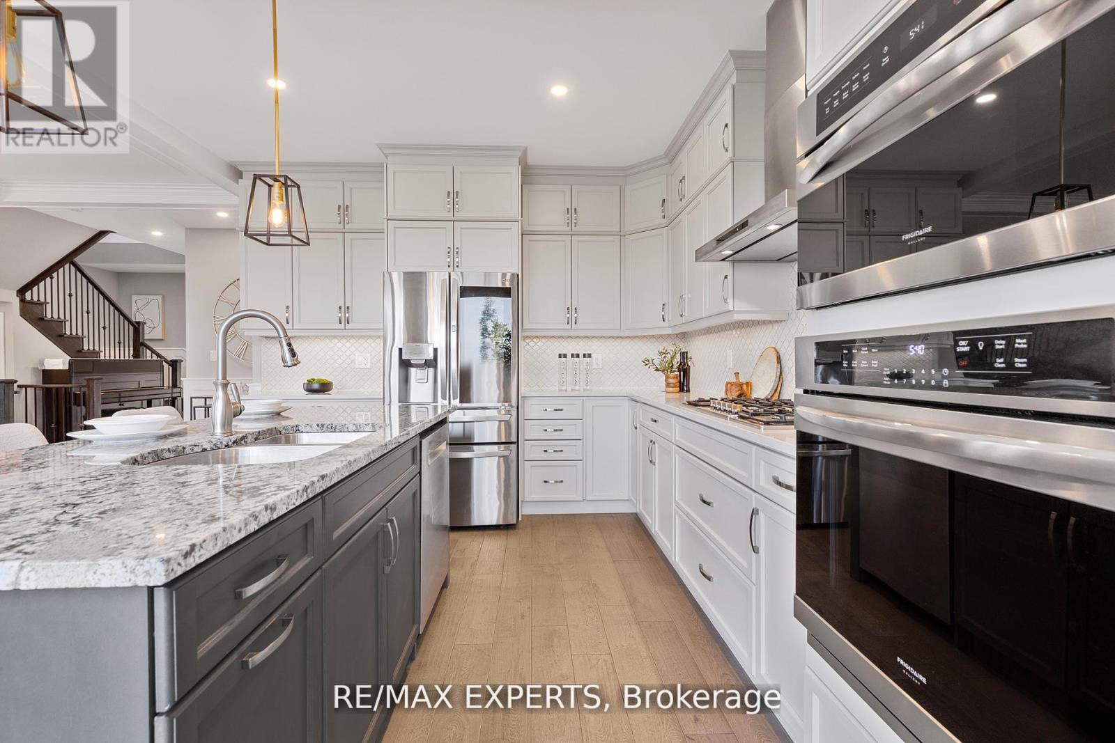 1295 Kovachik Boulevard, Milton (Walker), Ontario  L9E 1W7 - Photo 9 - W12494946