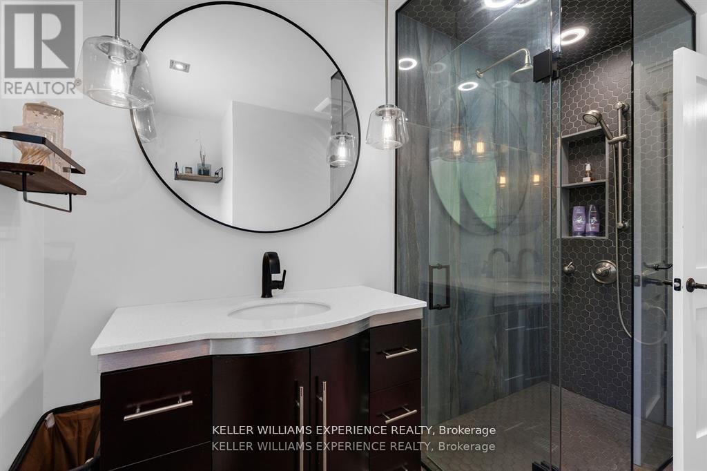 28 Larry Street, Caledon (Caledon East), Ontario  L7C 1K8 - Photo 10 - W12494996