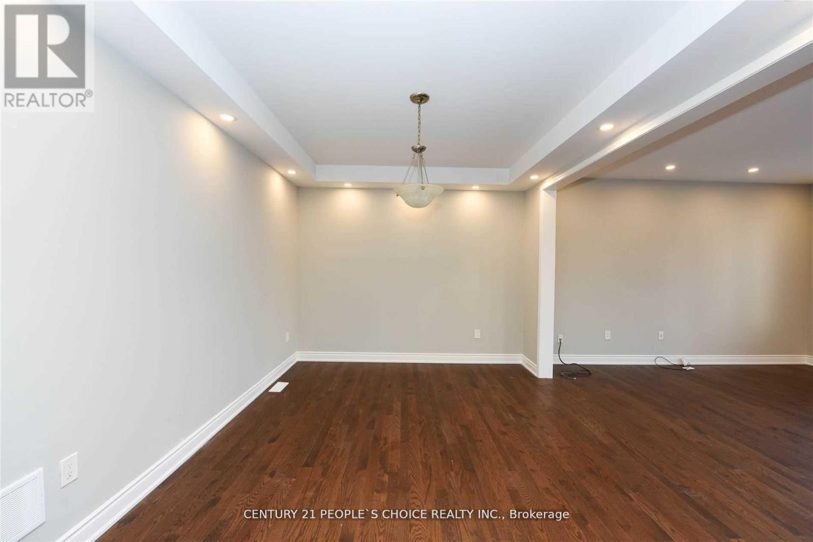 Main - 249 Hinton Terrace, Milton, Ontario  L9E 1C8 - Photo 12 - W12495014