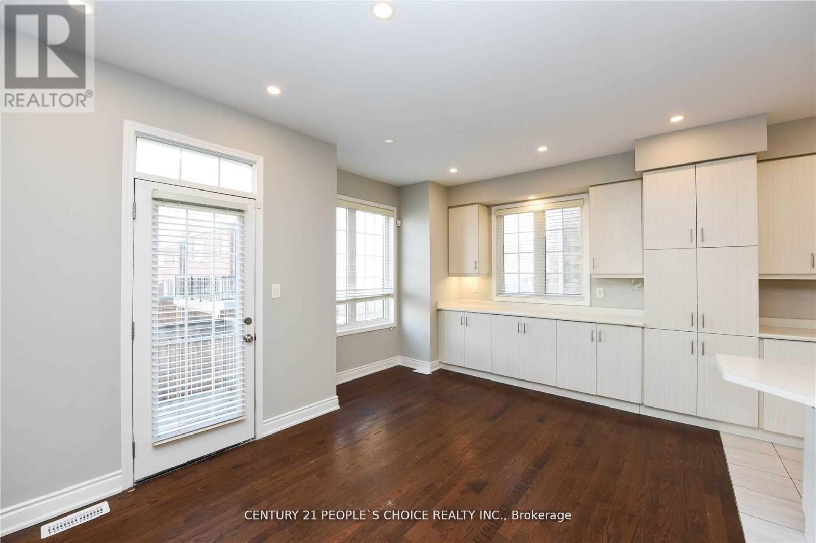 Main - 249 Hinton Terrace, Milton, Ontario  L9E 1C8 - Photo 15 - W12495014