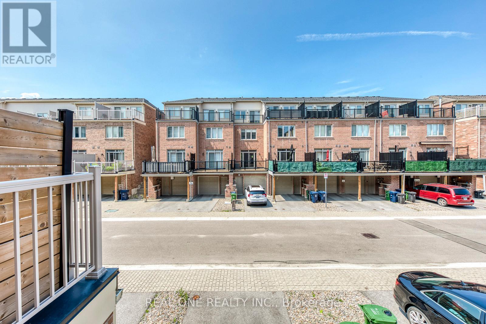 69 Edward Horton Crescent, Toronto, Ontario  M8Z 0E7 - Photo 18 - W12495018