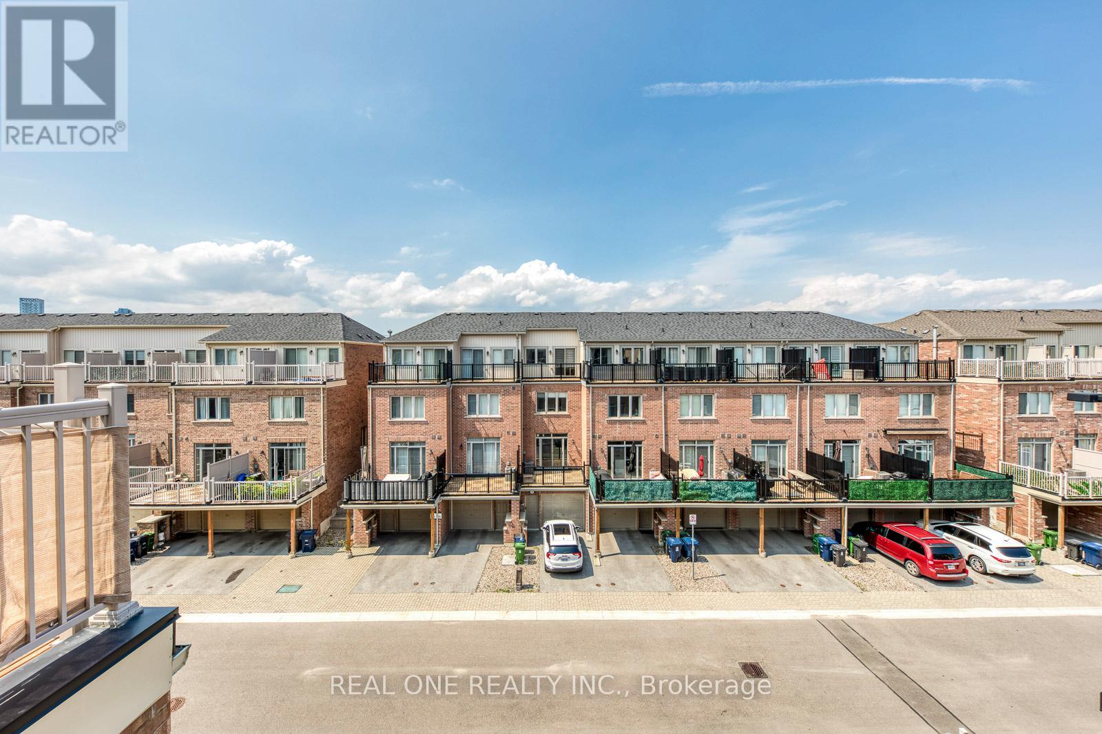 69 Edward Horton Crescent, Toronto, Ontario  M8Z 0E7 - Photo 37 - W12495018