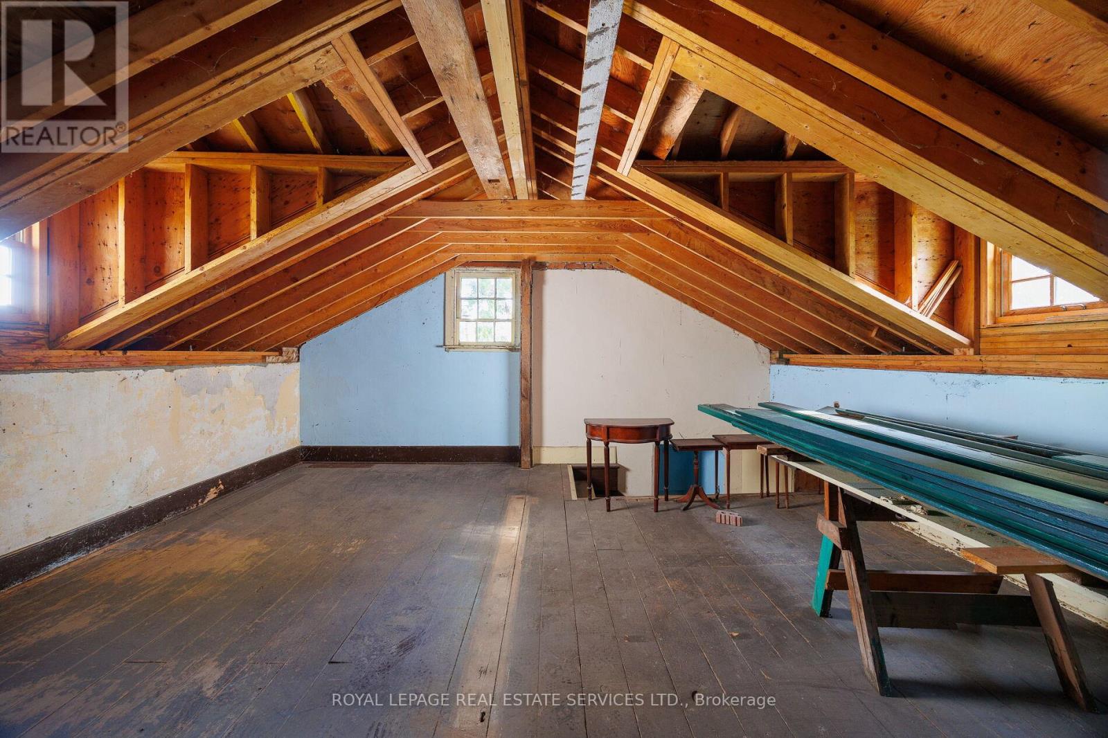 1506 Estes Crescent, Mississauga, Ontario  L5V 1M4 - Photo 18 - W12495032