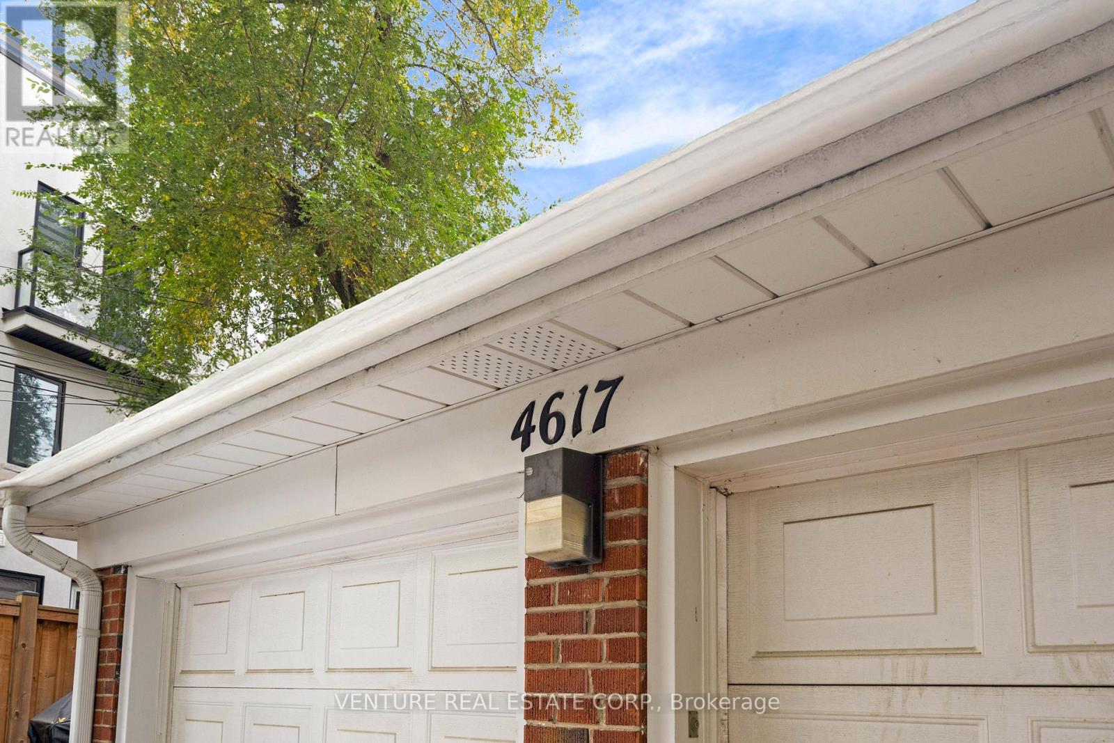 A - 4617 Dundas Street W, Toronto, Ontario  M9A 1A3 - Photo 4 - W12495034