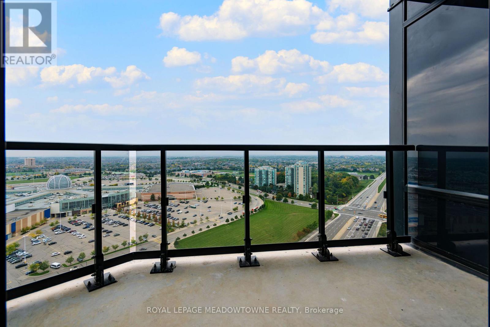 2306 - 2495 Eglinton Avenue W, Mississauga, Ontario  L5M 2V8 - Photo 10 - W12495036