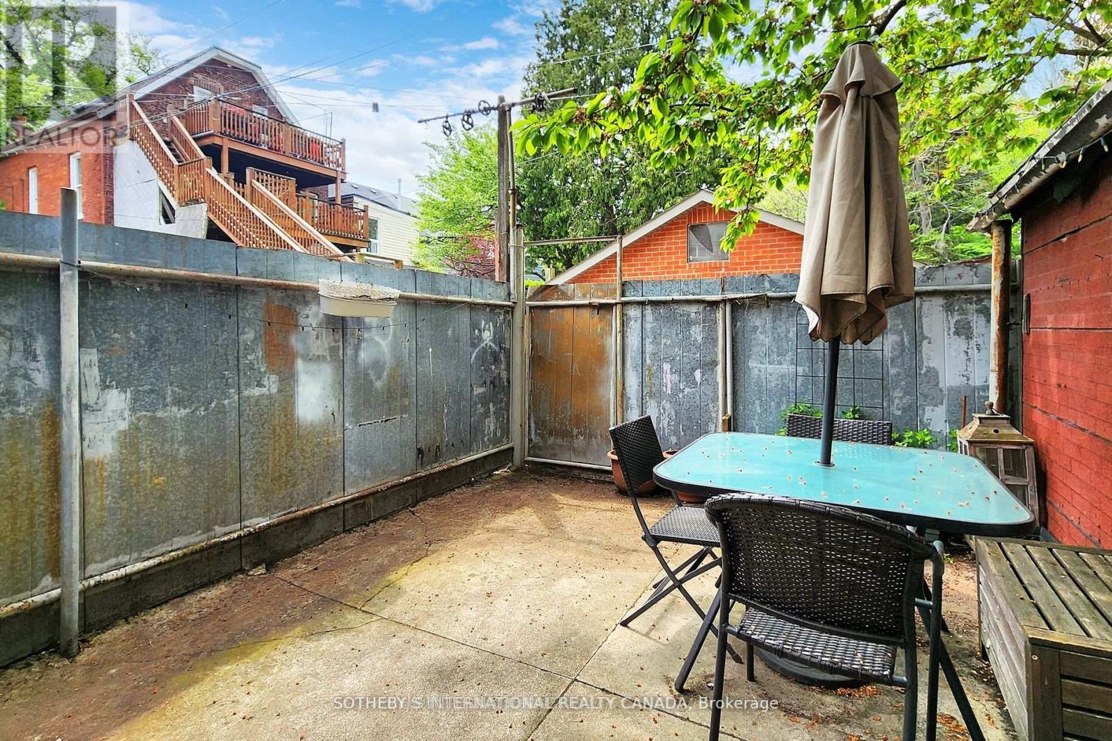 Main - 70 Brock Avenue, Toronto, Ontario  M6K 2L4 - Photo 34 - W12495058