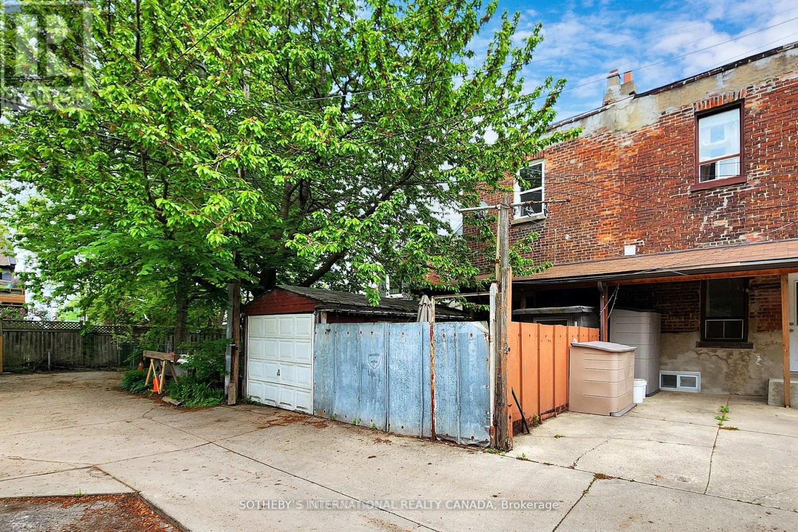 Main - 70 Brock Avenue, Toronto, Ontario  M6K 2L4 - Photo 36 - W12495058