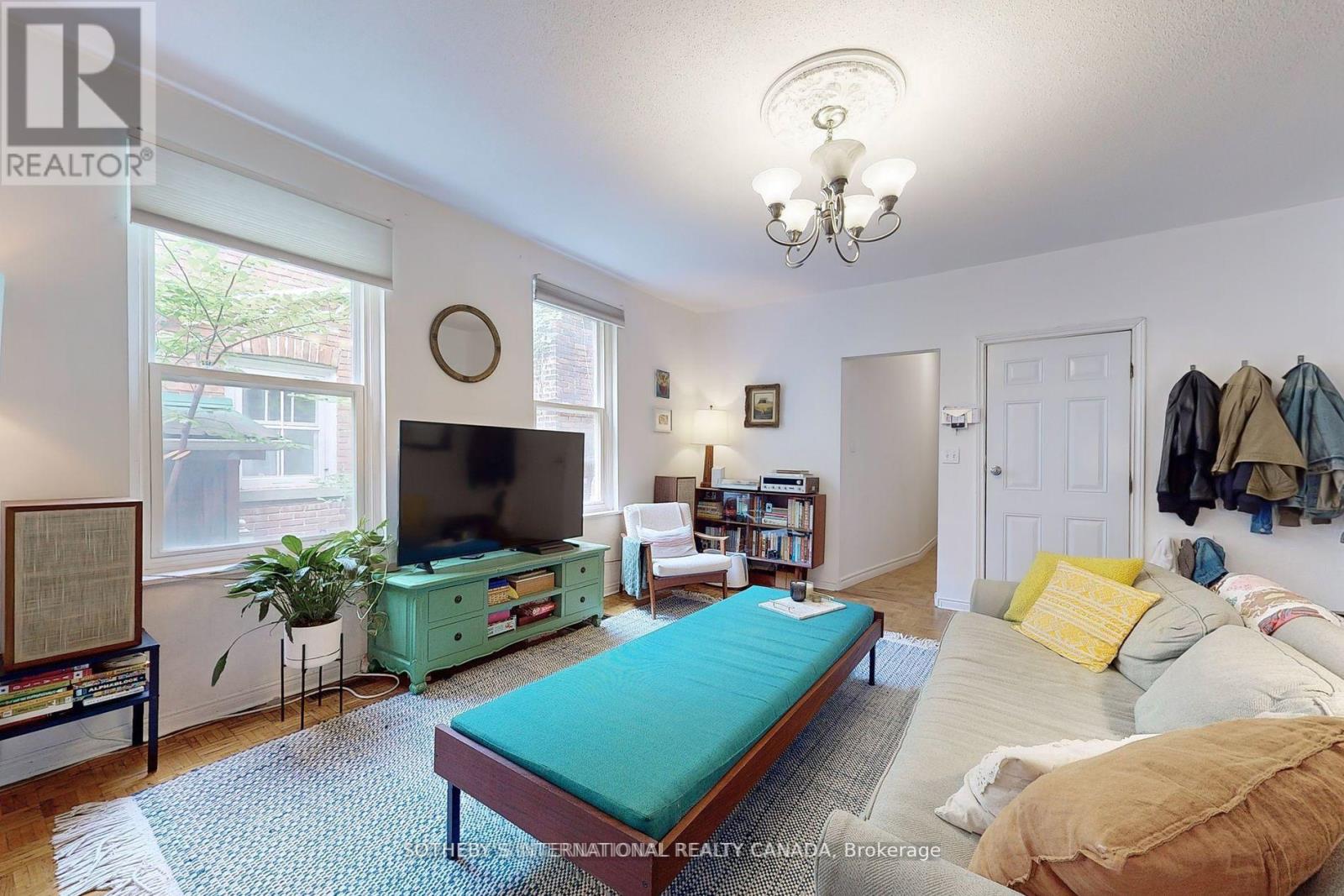 Main - 70 Brock Avenue, Toronto, Ontario  M6K 2L4 - Photo 7 - W12495058