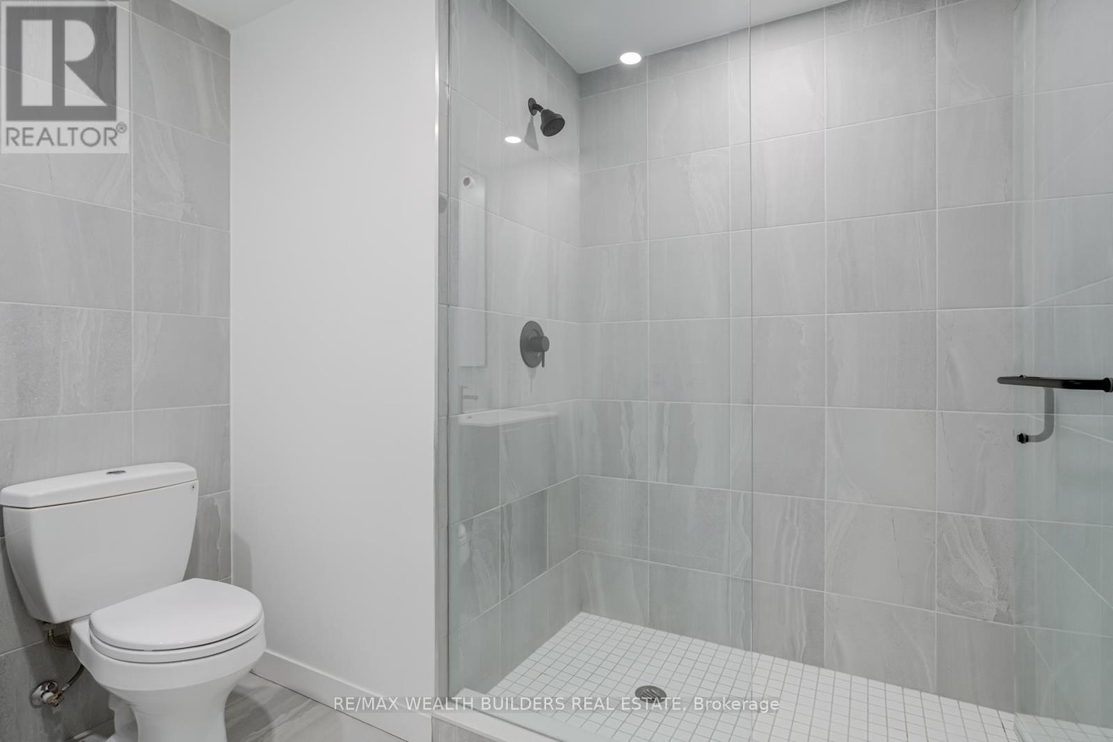 511 - 2118 Bloor Street W, Toronto (Runnymede-Bloor West Village), Ontario  M6S 1M8 - Photo 13 - W12495066