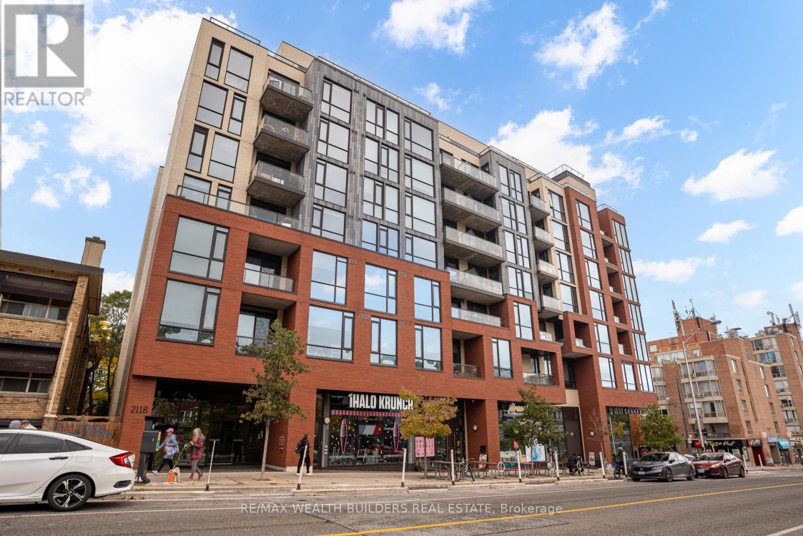 511 - 2118 Bloor Street W, Toronto (Runnymede-Bloor West Village), Ontario  M6S 1M8 - Photo 3 - W12495066