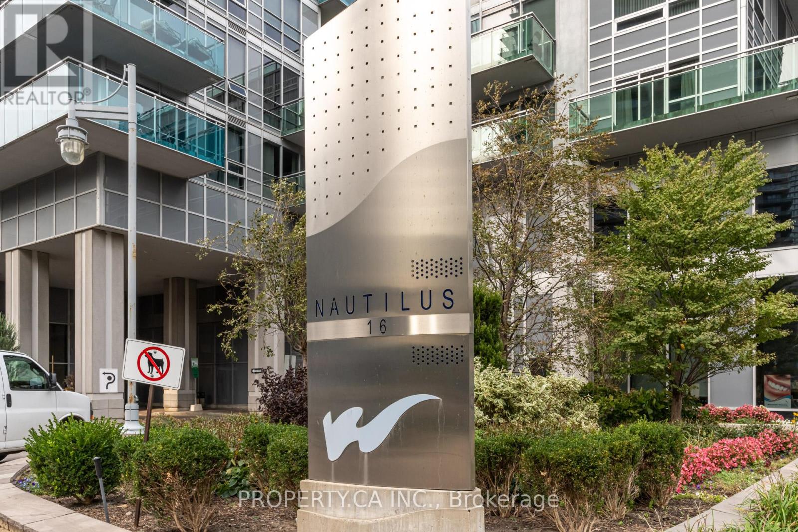 406 - 16 Brookers Lane, Toronto, Ontario  M8V 0A5 - Photo 2 - W12495124