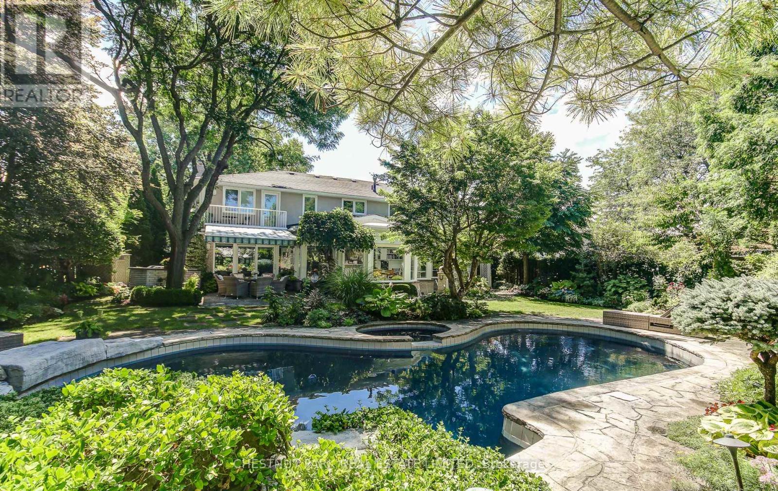 4 Cheltenham Court, Brampton, Ontario  L6W 1J3 - Photo 38 - W12495132