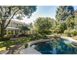 4 CHELTENHAM COURT, Brampton, Ontario