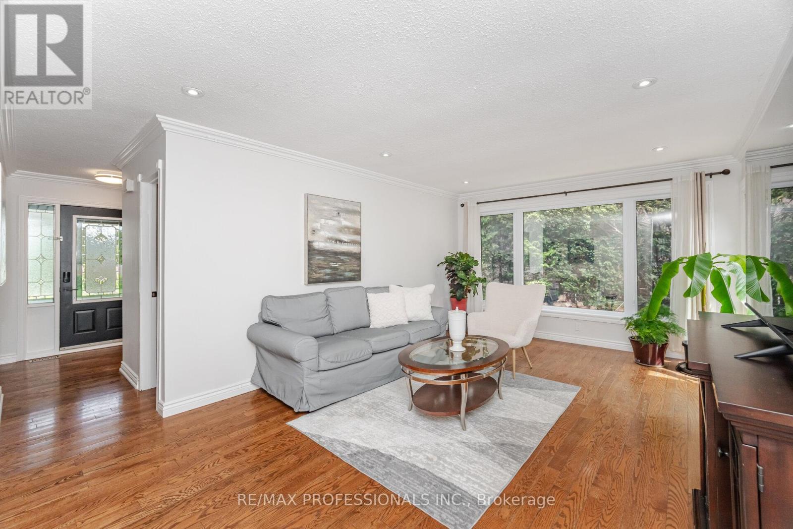 52 Lorraine Crescent, Brampton, Ontario  L6S 2R7 - Photo 13 - W12495186