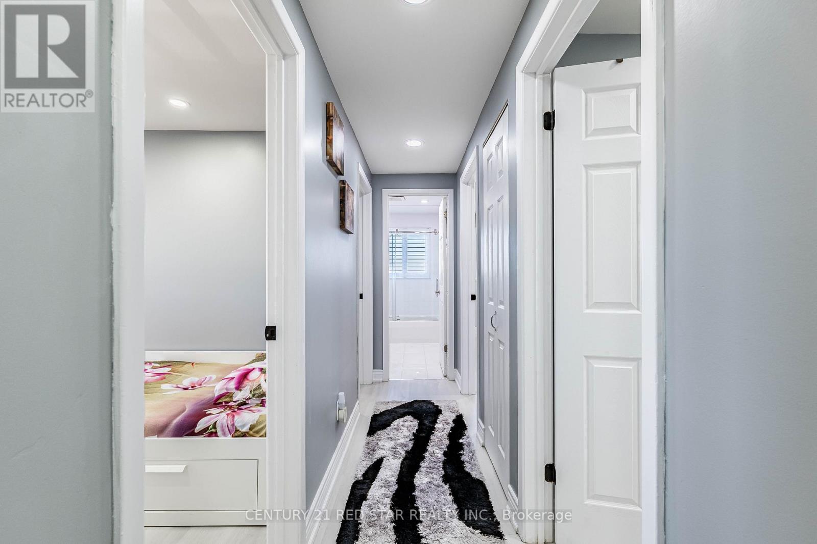 3 Flamingo Crescent, Brampton, Ontario  L6T 2G4 - Photo 18 - W12495212