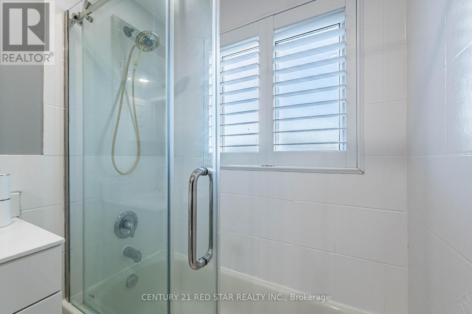 3 Flamingo Crescent, Brampton, Ontario  L6T 2G4 - Photo 30 - W12495212